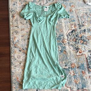 Leith Mint Green Puff Sleeve Dress